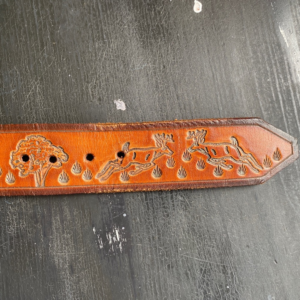 vintage leather tooled hand stamped belt - Picture 4 of 8